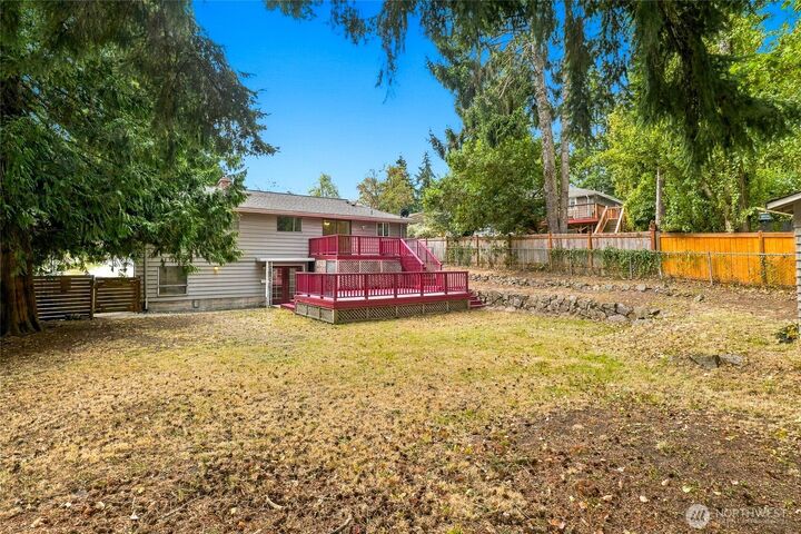 Property Photo: 7815 227th Place SW WA 98026