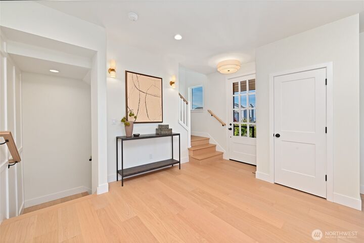 Property Photo: 3111 W Mansell Street WA 98199