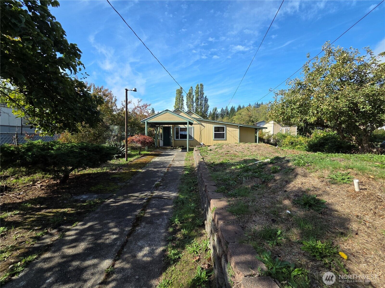 Property Photo:  425  Sunnyhill Road W  WA 98312 