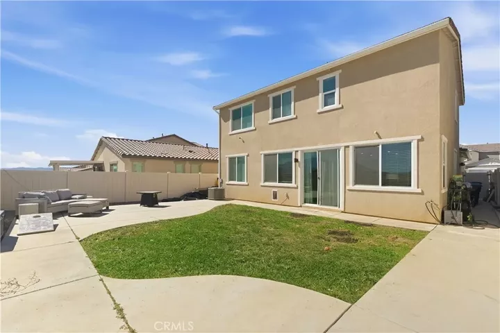 Property Photo:  1516 Redbud Avenue  CA 92220 