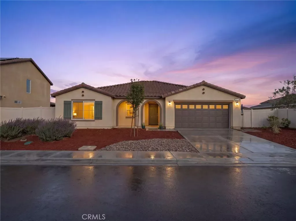 Property Photo:  847 Thunder  CA 92582 