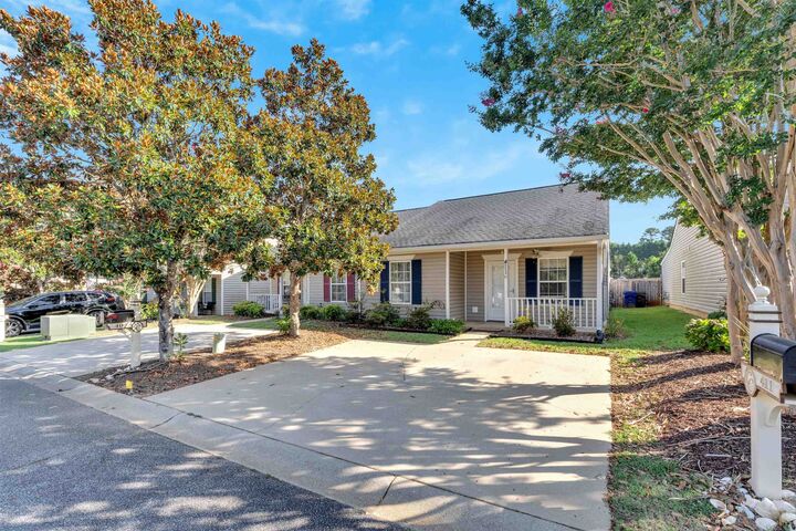 Property Photo:  411 E Calhoun Crossing Court  SC 29307 