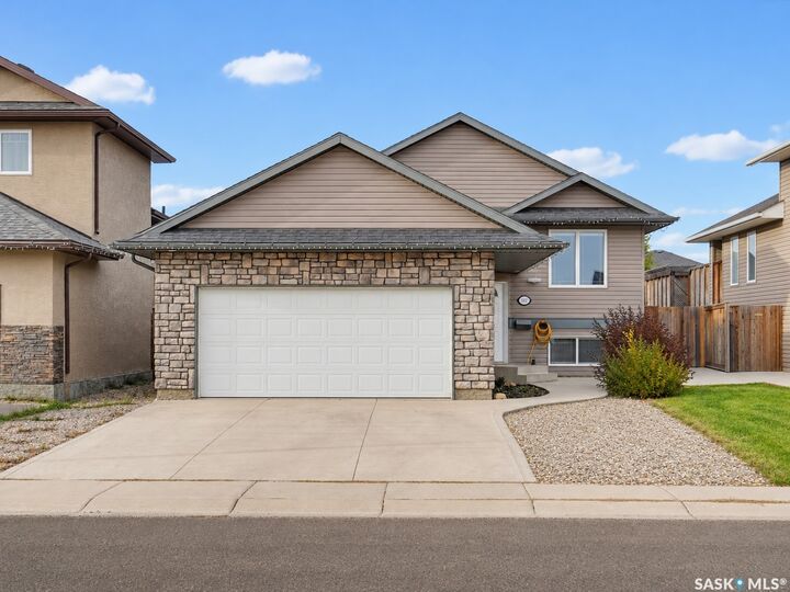 Property Photo:  522 Mahabir Lane  SK S7W 0J7 