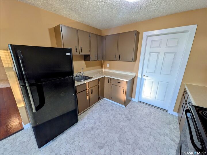 Property Photo:  7315 Dalgliesh Drive  SK S4X 2B8 