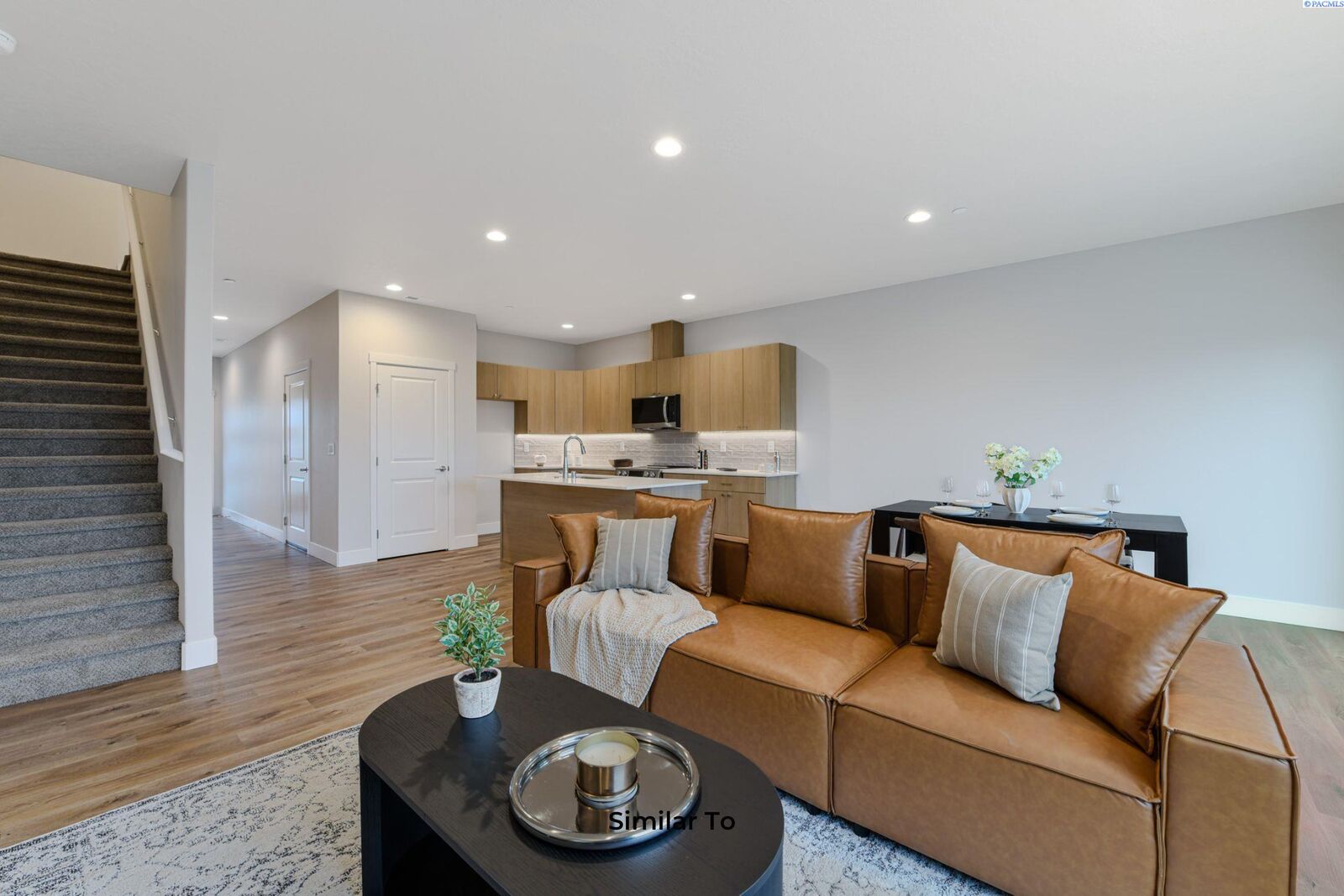 Property Photo:  4422 Road 114  WA 99301 