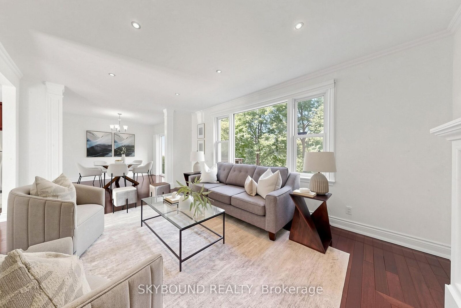 Property Photo:  19 Riverview Heights  ON M9P 2N3 