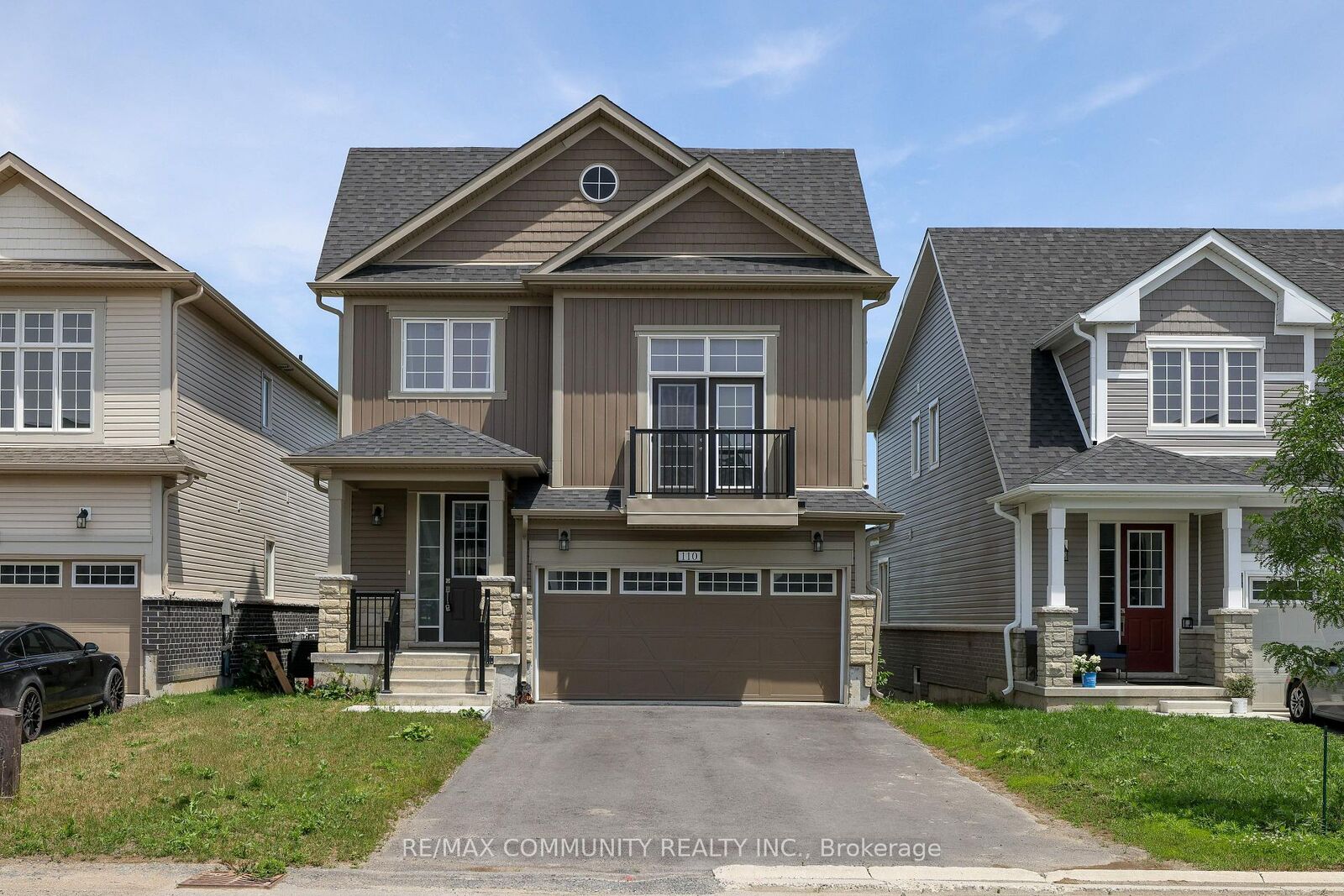 Property Photo:  110 Oakmont Drive  ON K0H 1G0 