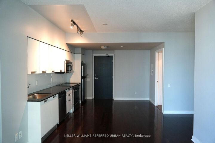 Property Photo:  33 Charles Street E 3401  ON M4Y 0A2 