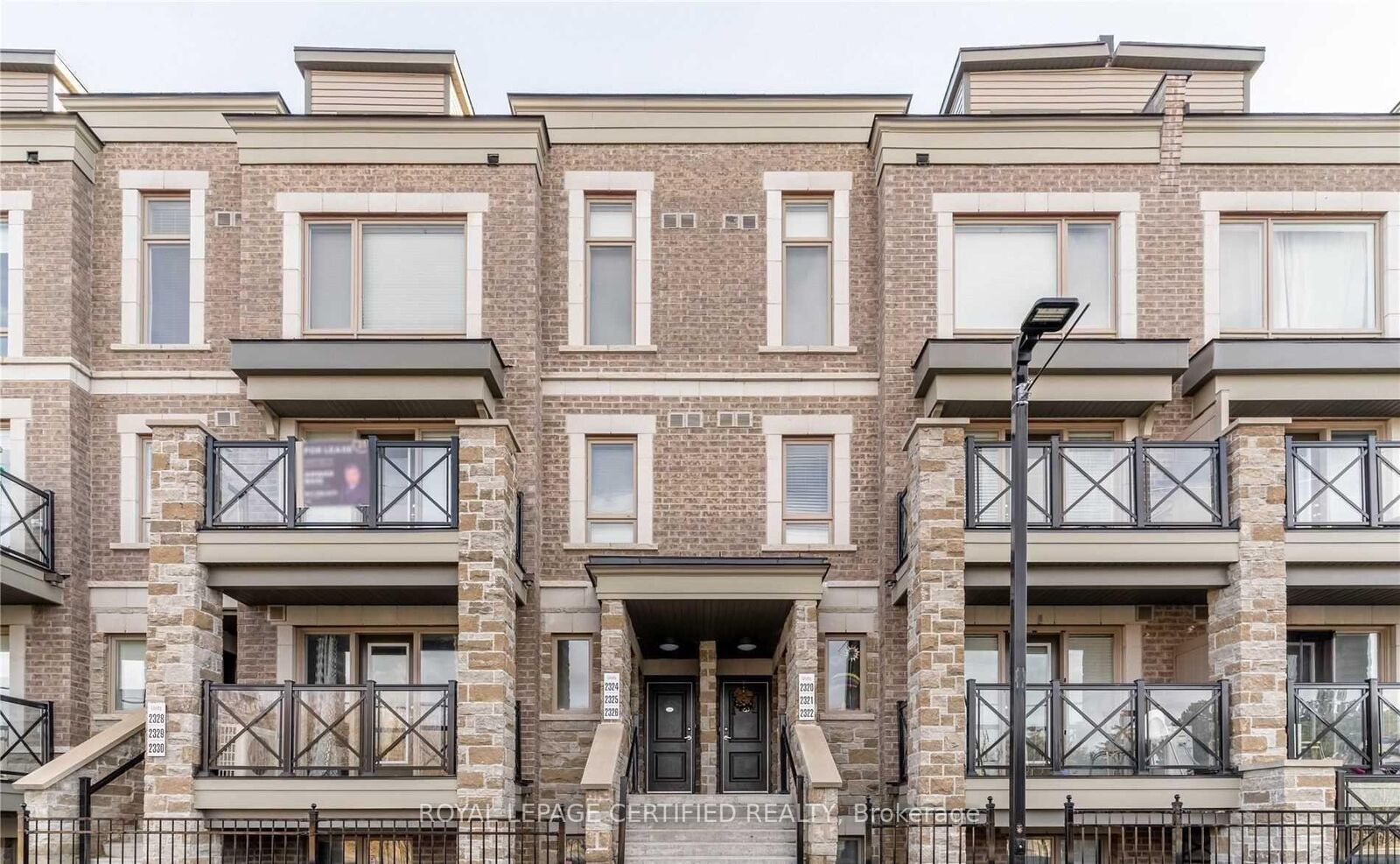 Property Photo:  20 Westmeath Lane 2325  ON L6B 1N5 