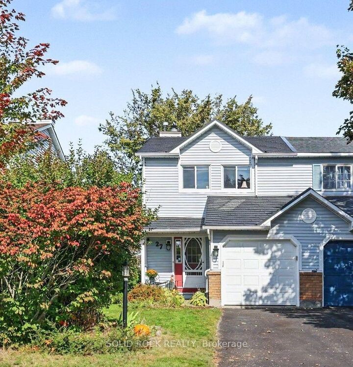 Property Photo:  27 Randall James Drive  ON K2S 1L9 