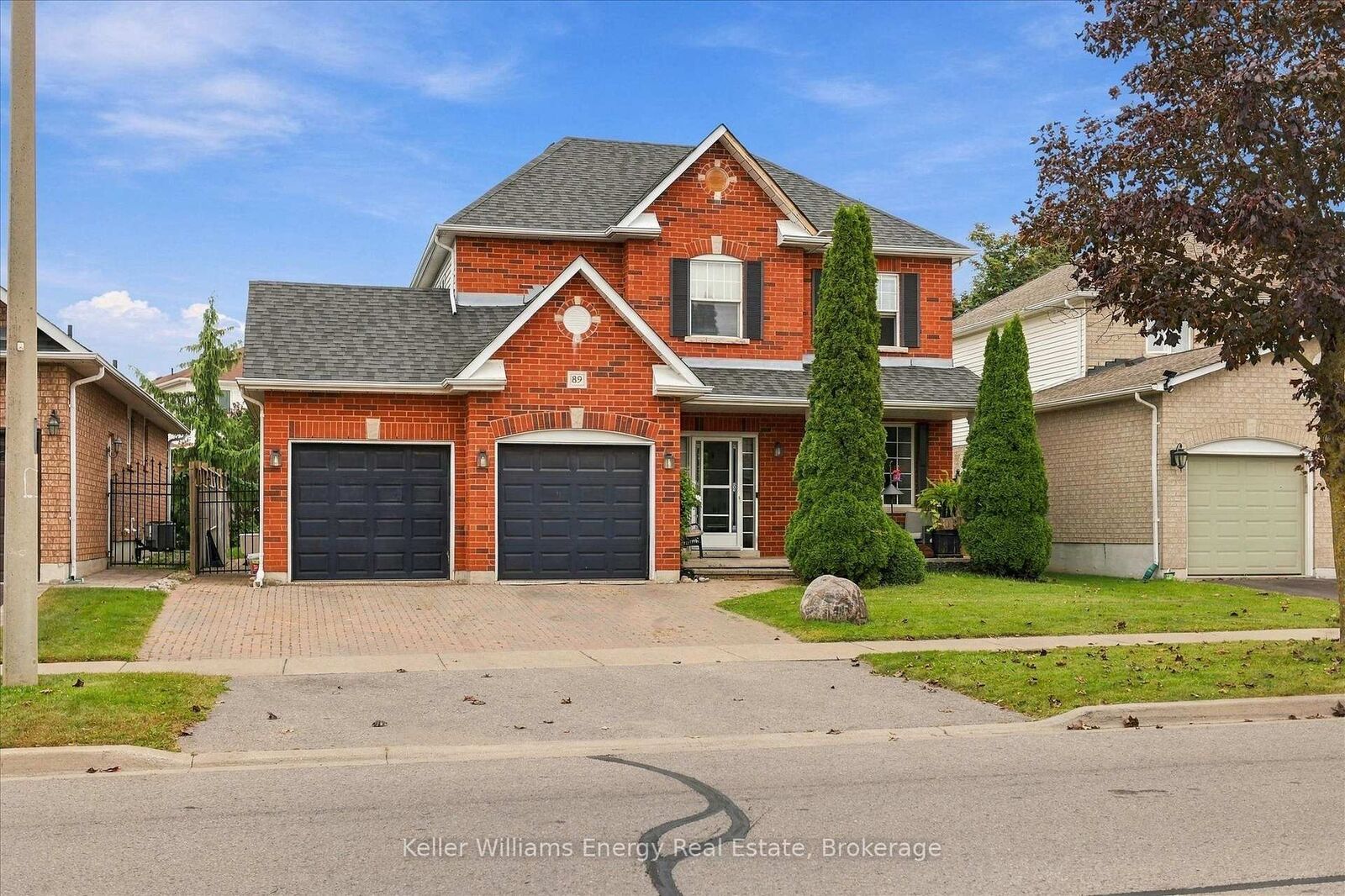 Property Photo:  89 Robert Adams Drive  ON L1E 2G2 