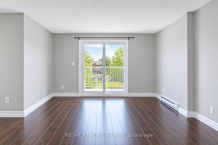 Property Photo:  508 Essa Road 56  ON L0M 1A0 