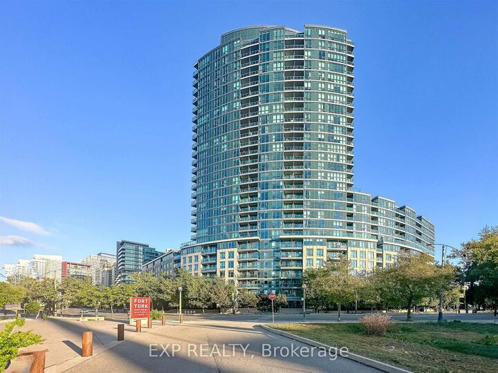 Property Photo:  231 Fort York Boulevard 623  ON M5V 1B2 