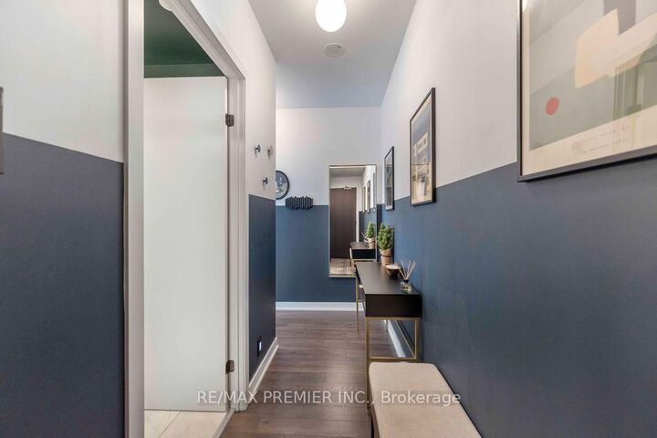 Property Photo:  10 Park Lawn Road 1807  ON M8V 0H9 
