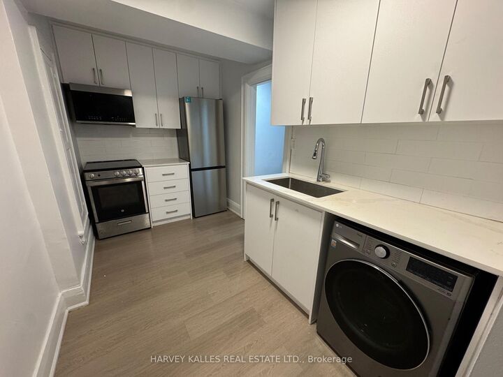 Property Photo:  316 Lonsdale Road 2  ON M4V 1X4 