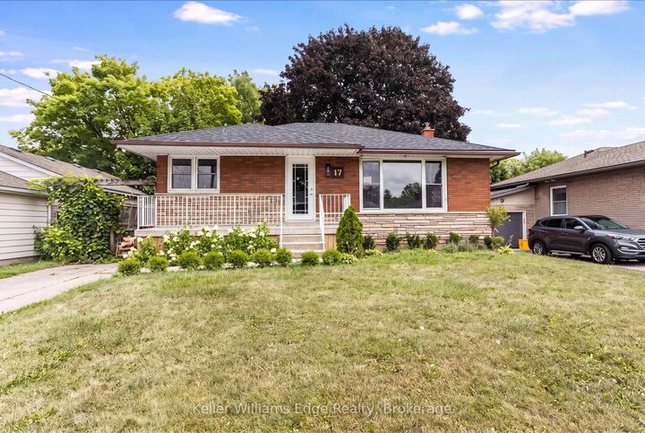 Property Photo:  17 West 21st Street Upper  ON L9C 4M3 