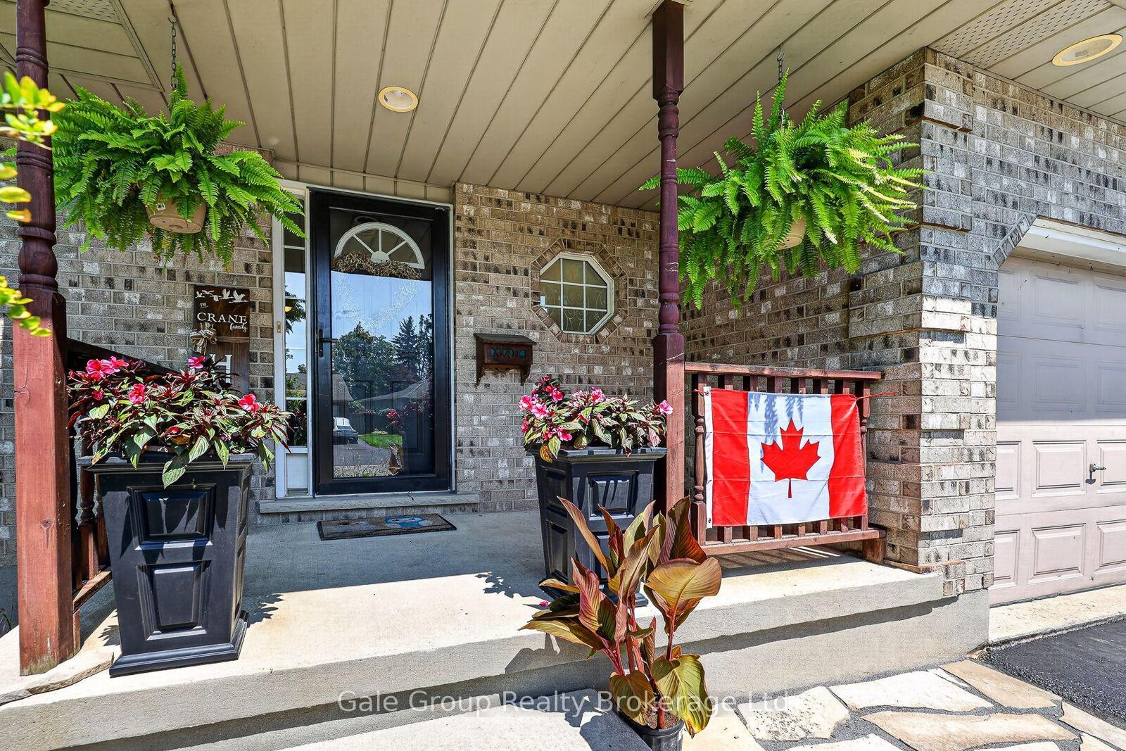 Property Photo:  20 Daniel Street  ON N5C 3W9 