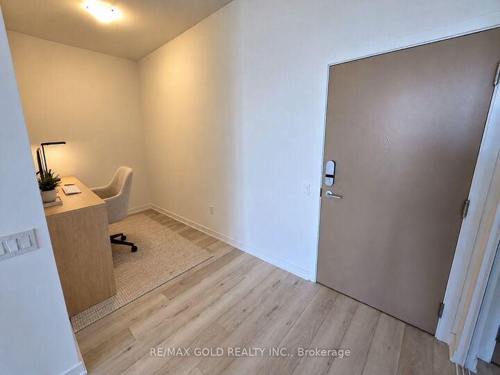 Property Photo:  1 Kyle Lowry Road 103  ON M3C 0S6 
