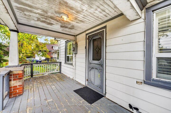 Property Photo:  161 Church Street  ON L4A 4T6 