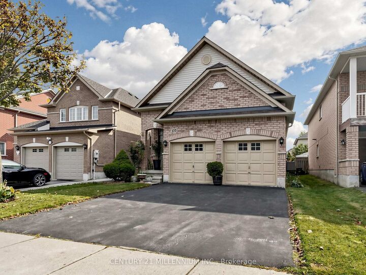 Property Photo:  173 Fairhill Avenue  ON L7A 2J2 