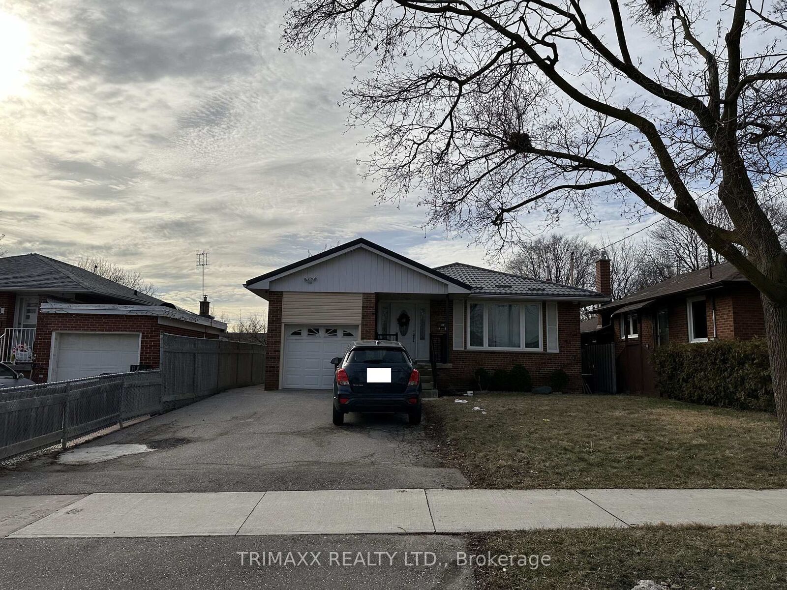 Property Photo:  93 Jeffcoat Drive Bsmt  ON M9W 3B9 