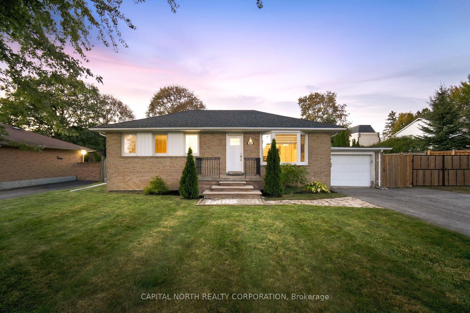 Property Photo:  60 Patricia Drive  ON L7B 1H5 
