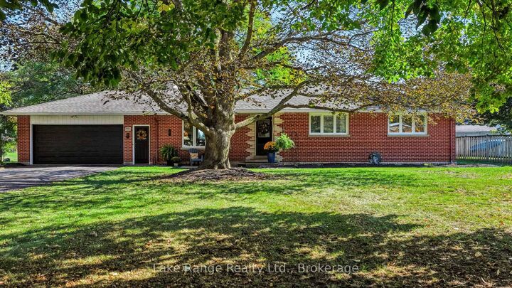 Property Photo:  701 Maple Street  ON N0G 1H0 