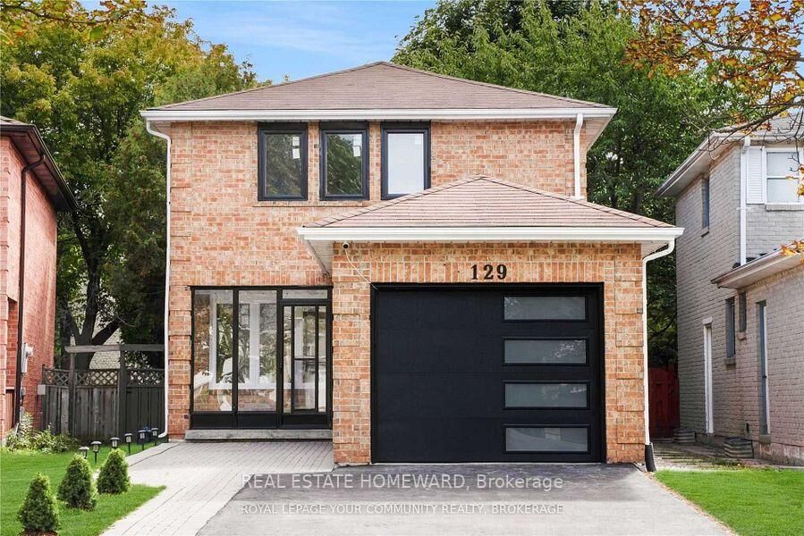 Property Photo:  129 Castle Rock Drive  ON L4C 6A1 