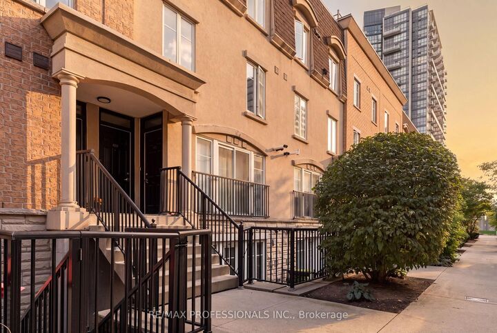 Property Photo: 34 Western Battery Road 439 ON M6K 3N9