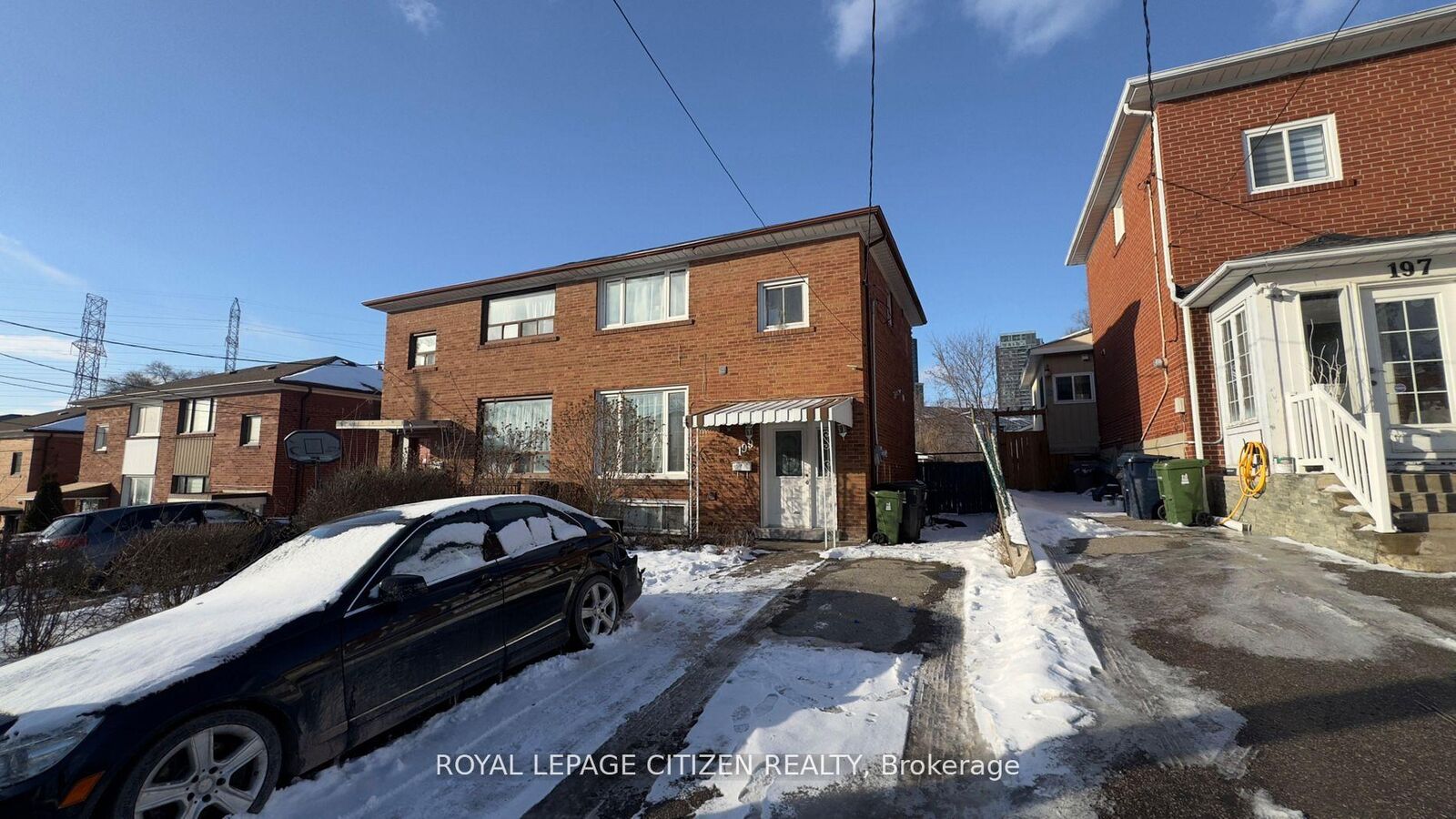 Property Photo:  199 Habitant Drive Upper  ON M9M 2P4 
