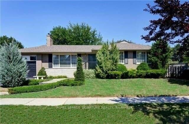 Property Photo: 1207 Wood Place ON L6L 2R4
