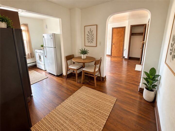 Property Photo:  2909 Chartiers Ave  PA 15204 