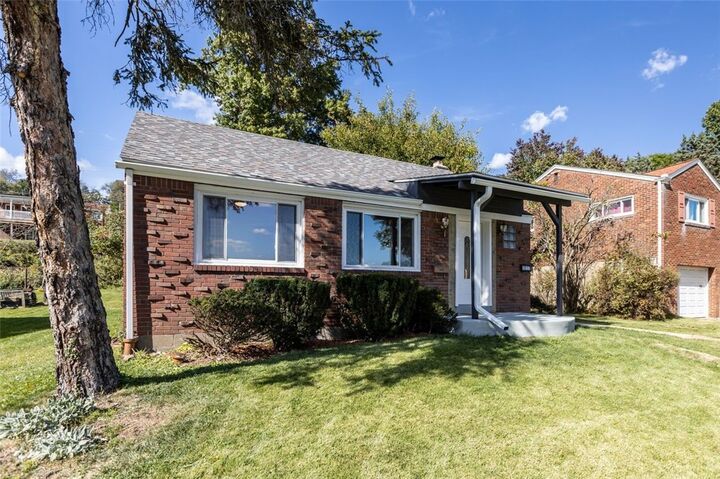 Property Photo: 1017 Girard Rd PA 15227