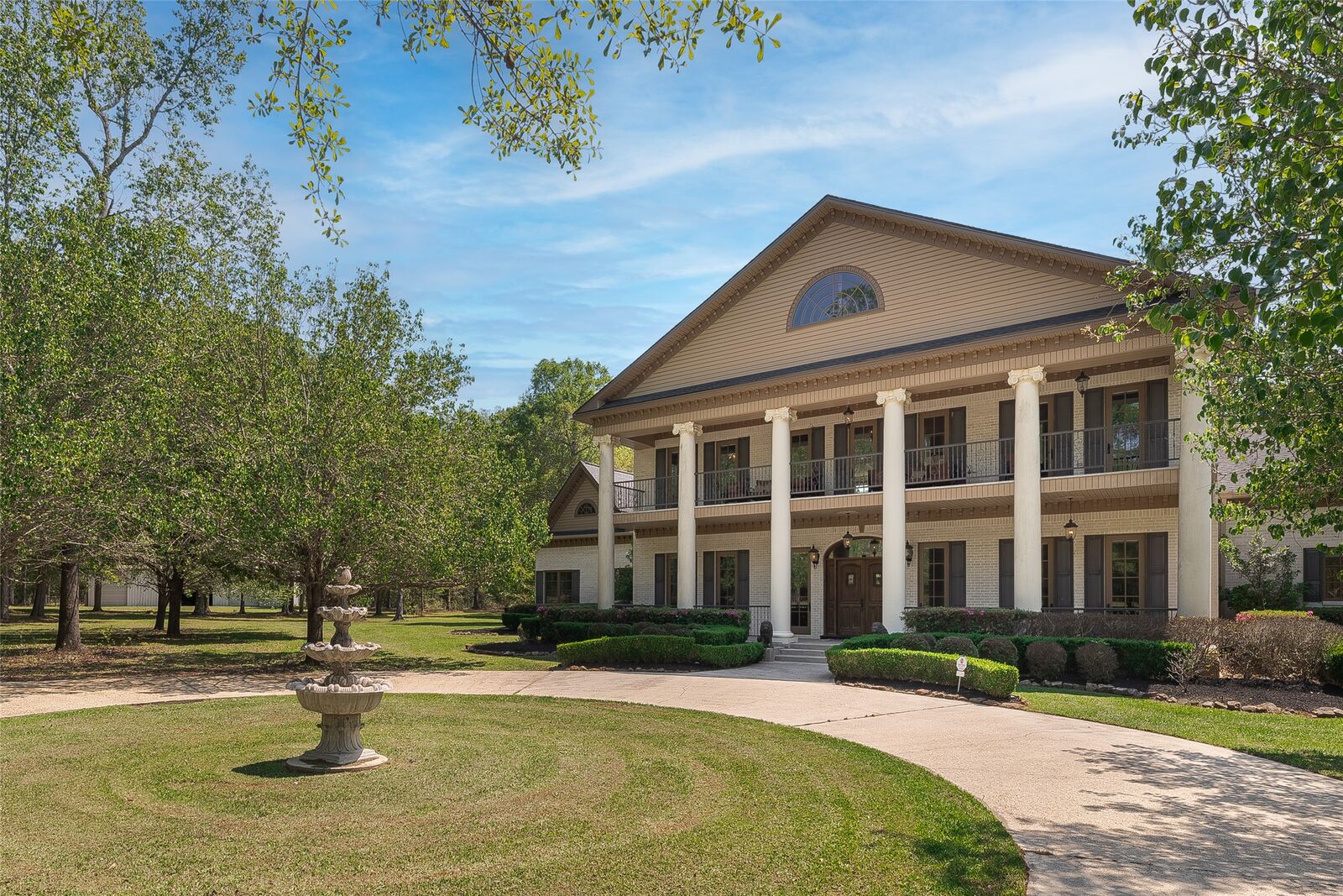 Property Photo: 1815 Fm 82 TX 75956