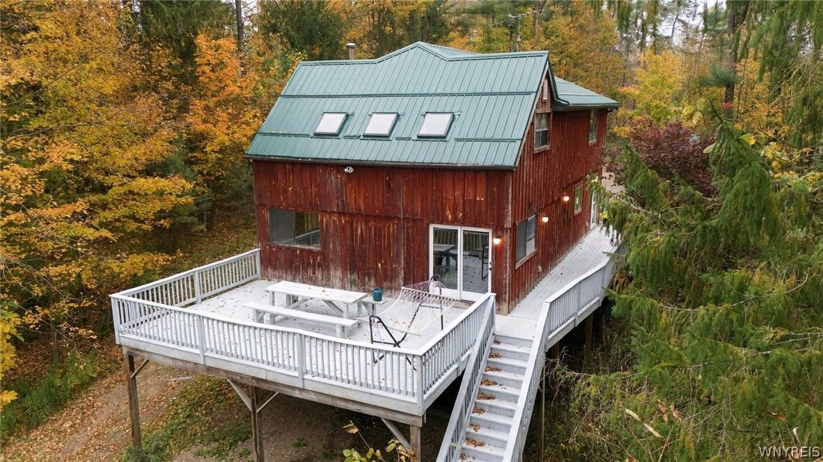 Property Photo:  3864 Hollow Road  NY 14167 