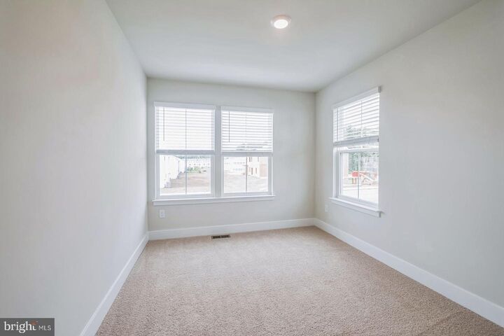 Property Photo: 121 Nootka Way VA 22602