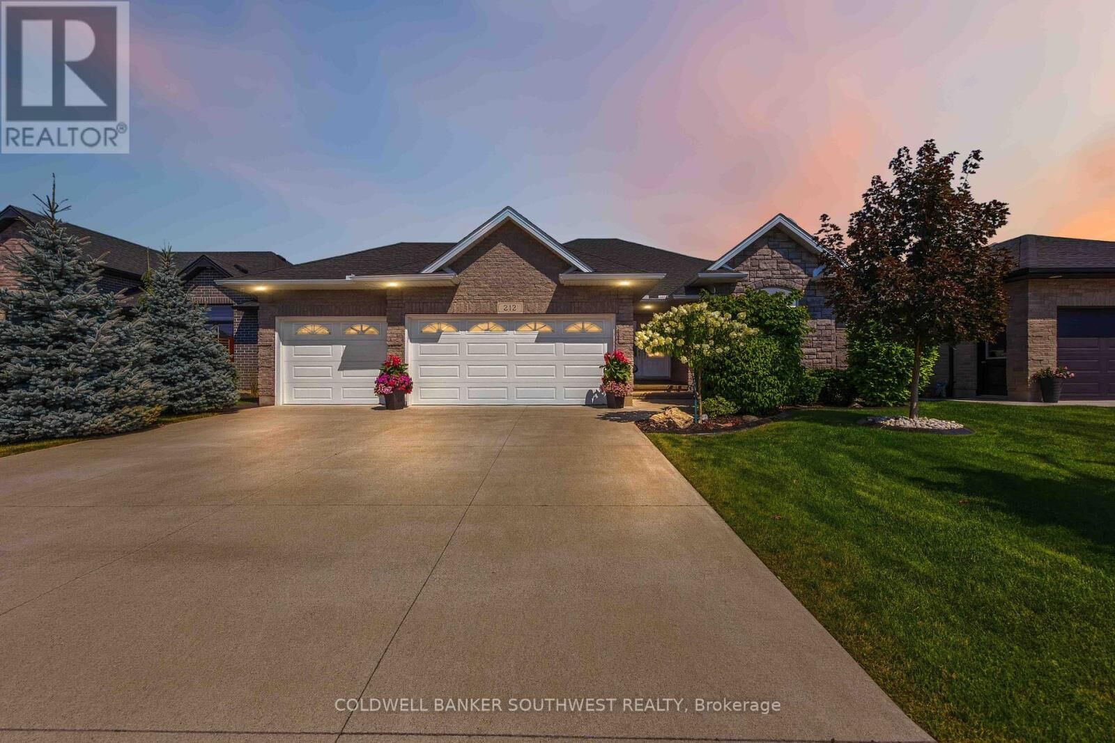 Property Photo: 212 Basquiat Crescent ON N7S 0A6