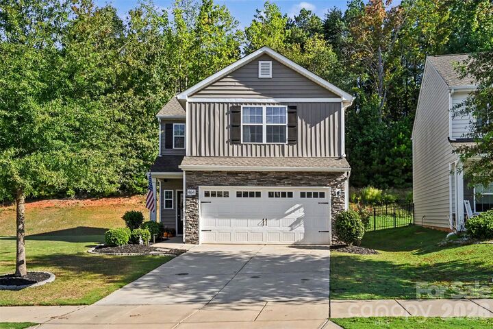 Property Photo:  464 Maramec Street  SC 29715 
