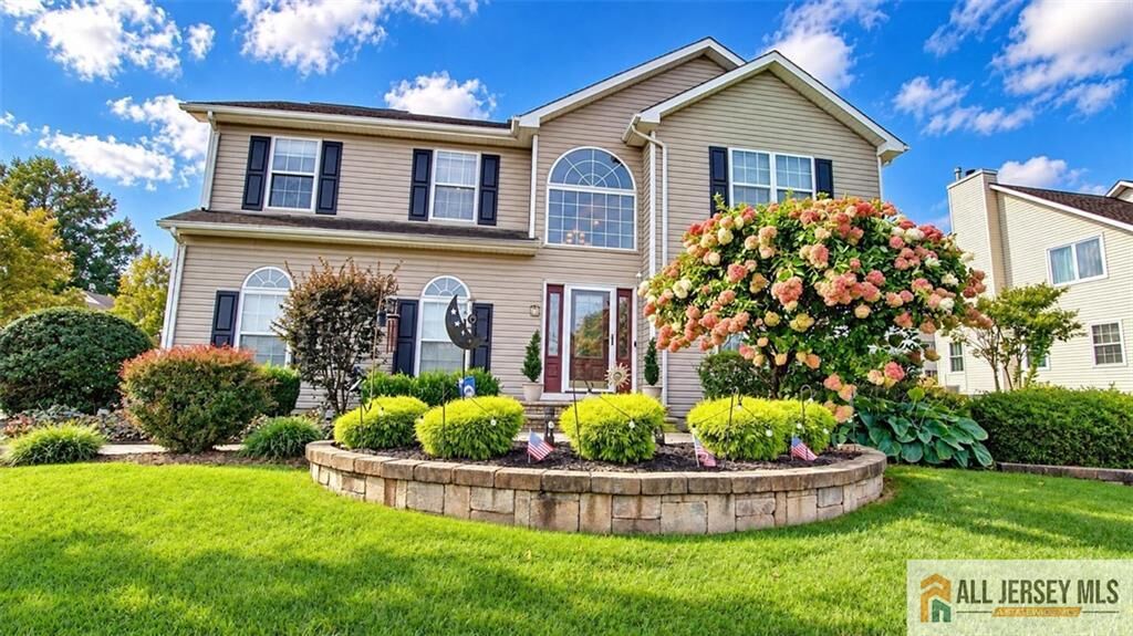Property Photo:  21 Samantha Circle  NJ 07747 