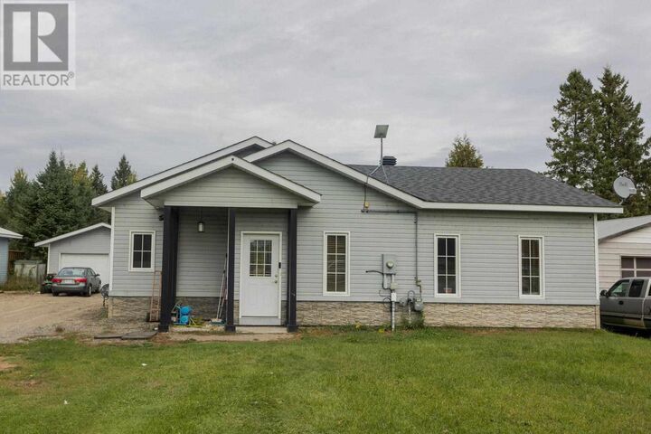 Property Photo:  100 Bay St  ON P0S 1C0 