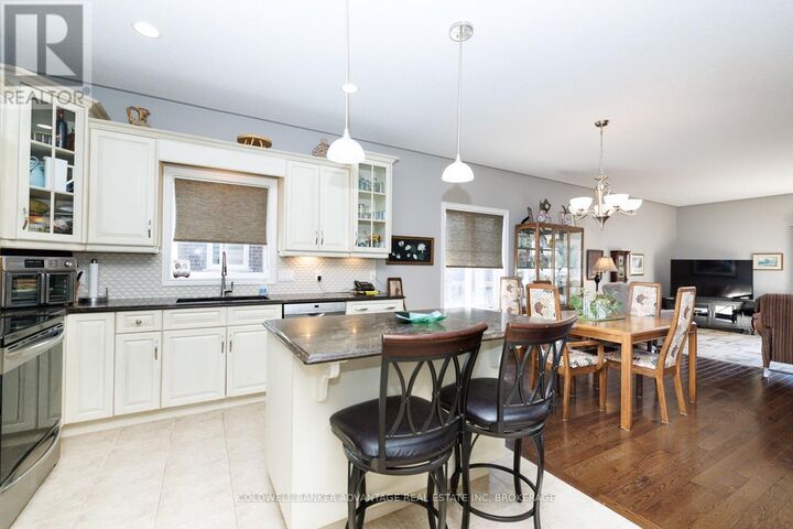 Property Photo:  11 Willson Cross  ON L0S 1E4 