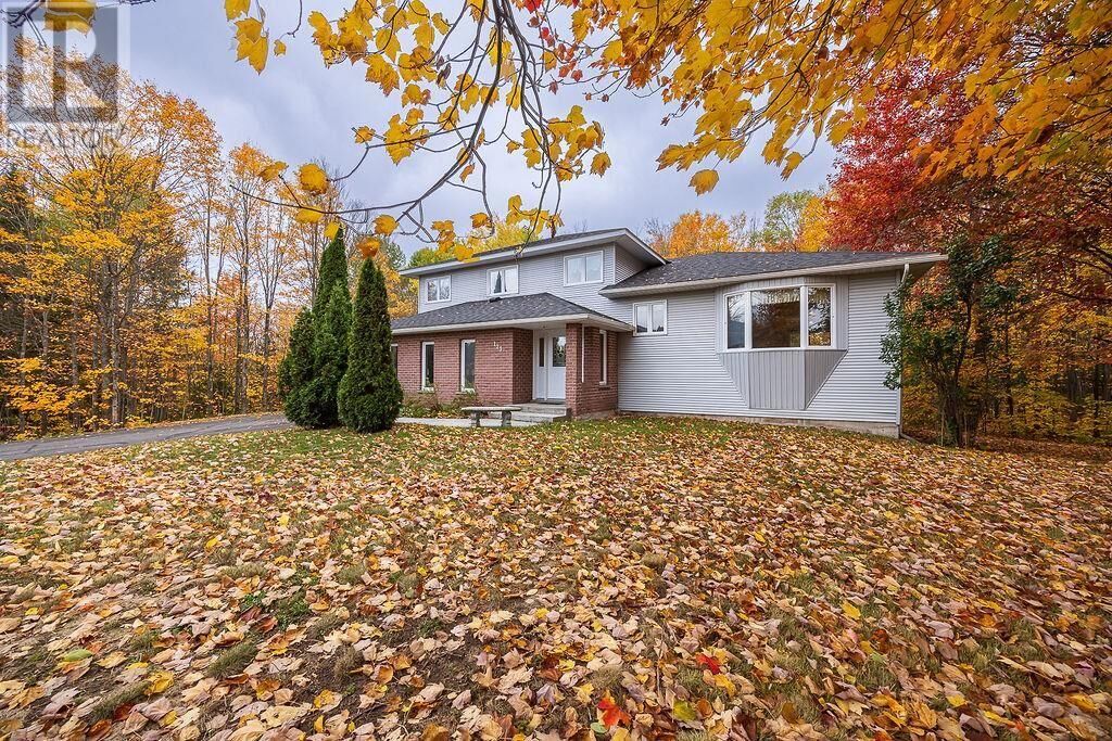 Property Photo:  123 Palomino Dr  ON P6A 0B2 
