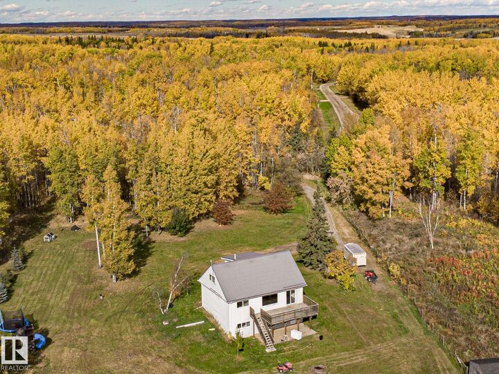 Property Photo: 1414 Hwy 37 203 AB T0E 1V0