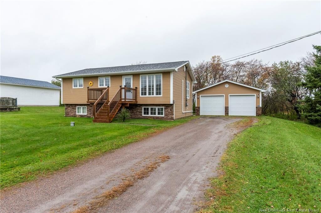 Property Photo:  20 Melanson Road  NB E4N 1X4 