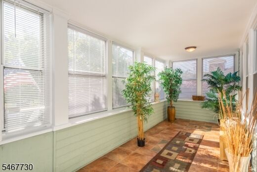Property Photo:  52 Redman Pl  NJ 07512 