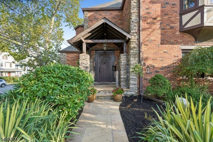 Property Photo:  632 Belgrove Dr  NJ 07032 