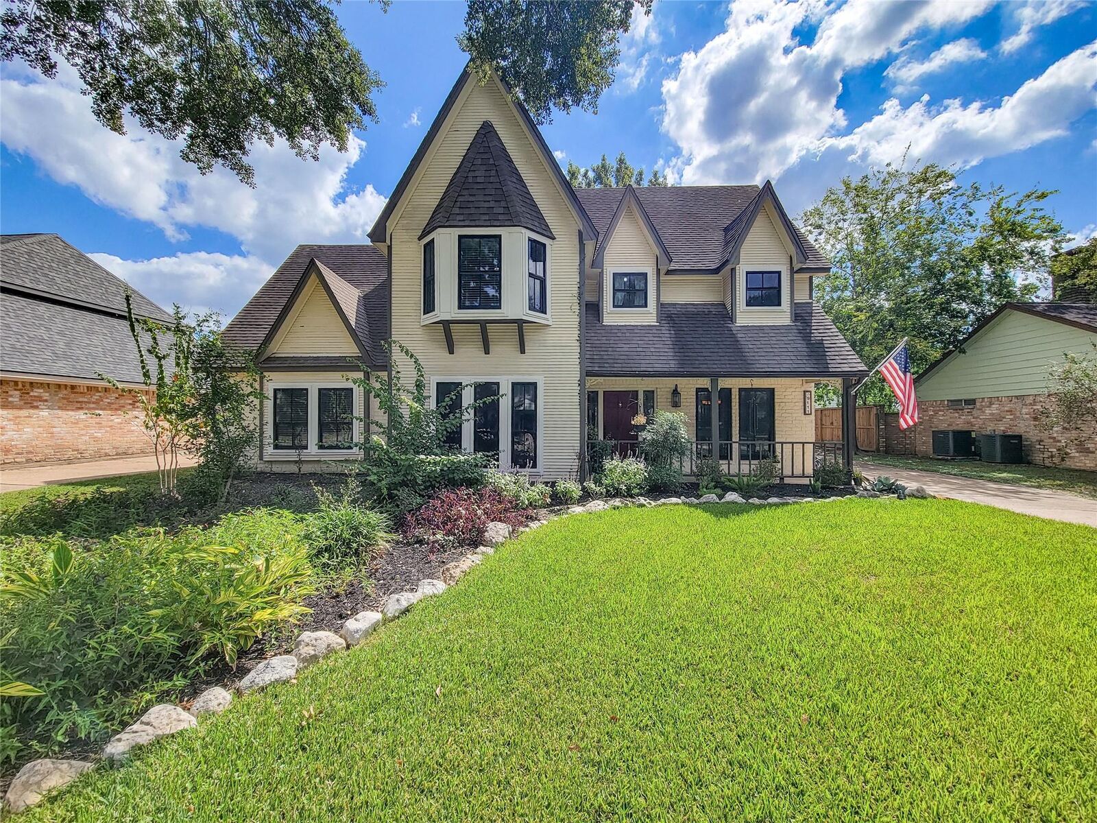 Property Photo: 9111 New Forest Road TX 77379