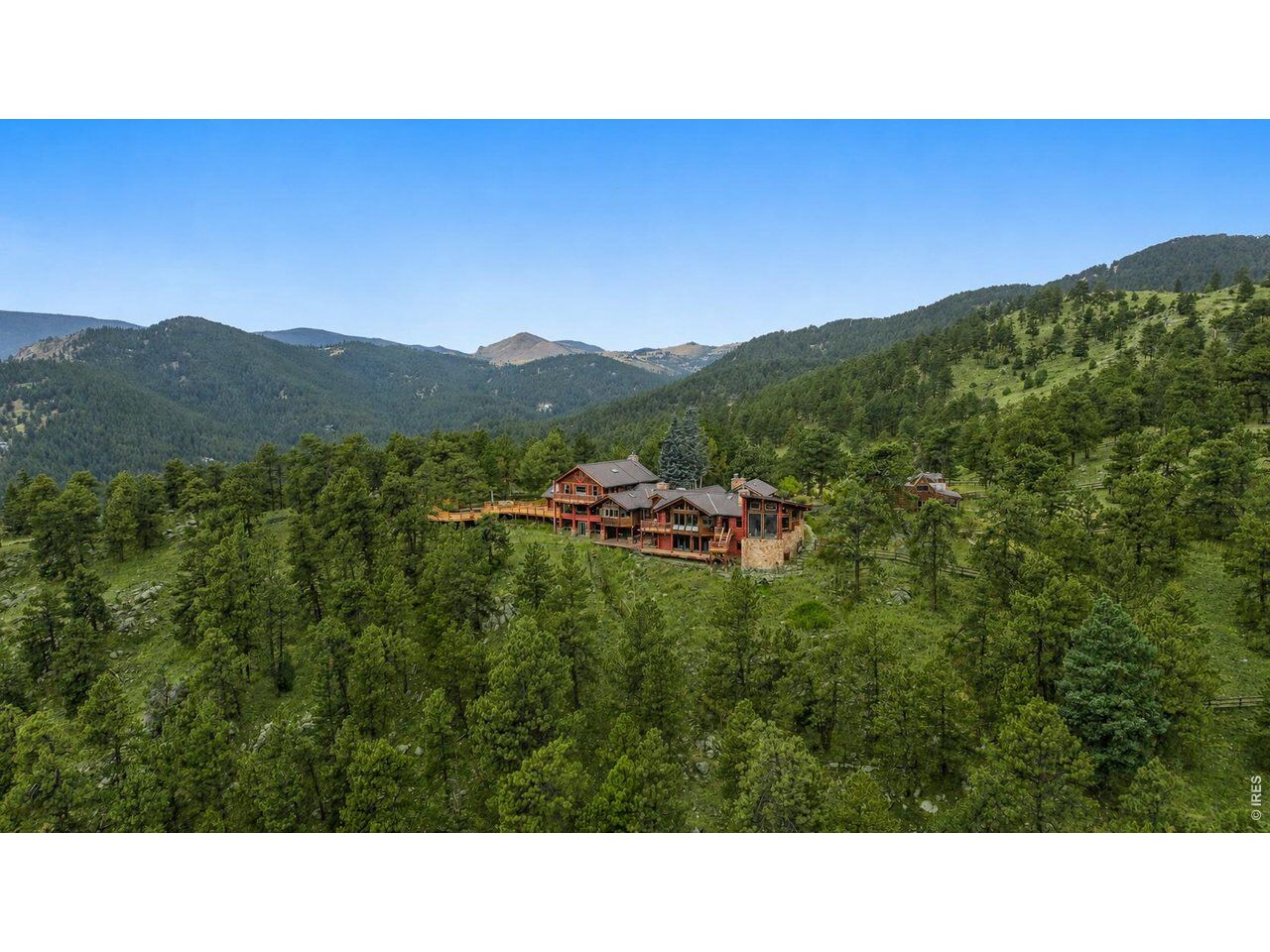 Property Photo: 1344 Weaver Dr &Amp 470 CO 80302
