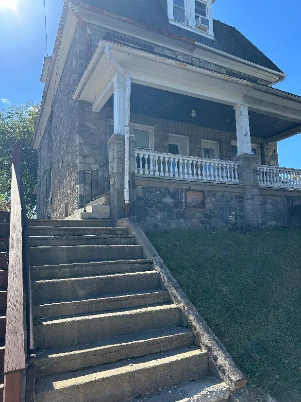 Property Photo: 1358 Butler Street PA 18042