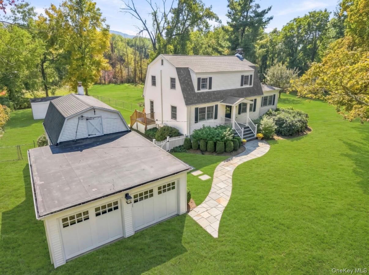 Property Photo: 10 Barrett Drive NY 12533